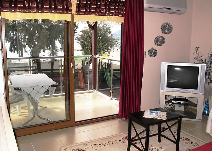 Sunset Апарт-отель Тургутрейс